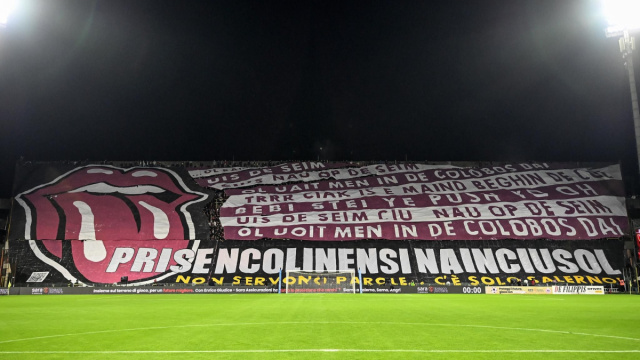La spettacolare coreografia della curva della Salernitana. &copy; Salernitana/Facebook.