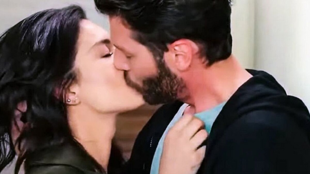 Zehra e Caner in Forbidden Fruit &copy; Mediaset.