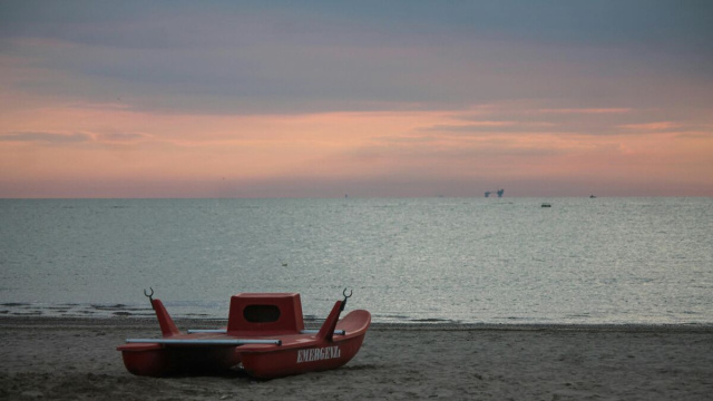 Le mareggiate a Rimini e Ravenna fanno dimenticare l'estate appena trascorsa (foto &copy;️ pexels)