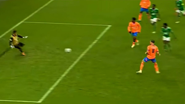 Hojbjerg in azione - &copy; screenshot Youtube.