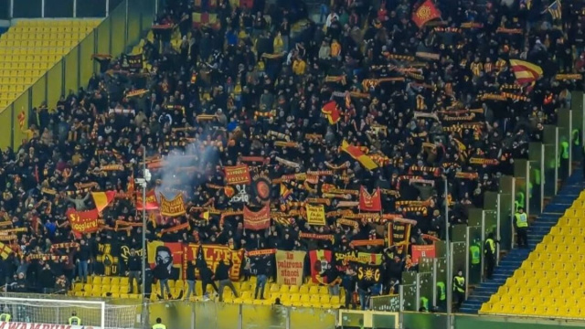 Tifosi del Lecce @foto pagina Facebook Dimensione Calcio