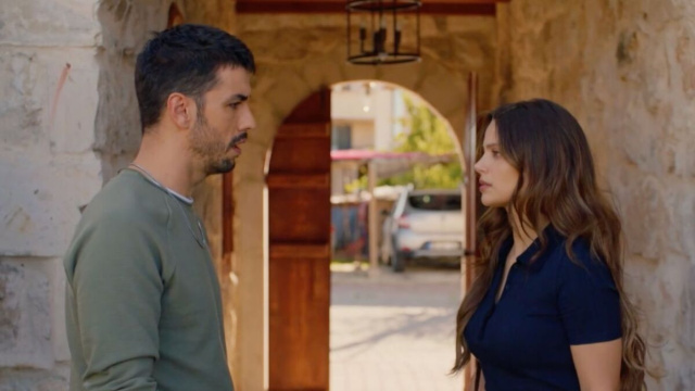 Nuh e Sevilay &copy; Screenshot La notte nel cuore.