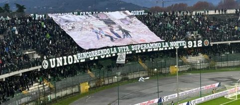 6 foto dagli stadi di sabato 22 novembre: c'è anche la curva dell'Avellino