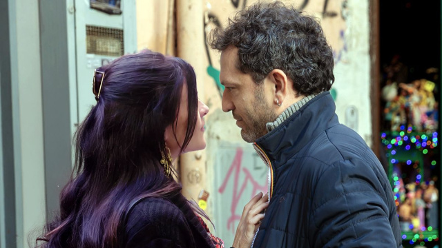 Stella (Daniela De Vita) e Eduardo Sabbiese (Fiorenzo Madonna) &copy; Un posto al sole Rai.