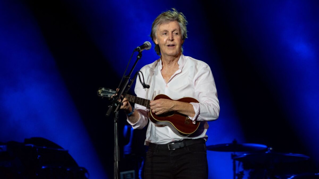 Paul McCartney durante un concerto nel 2018 (&copy; Wikimedia Commons)