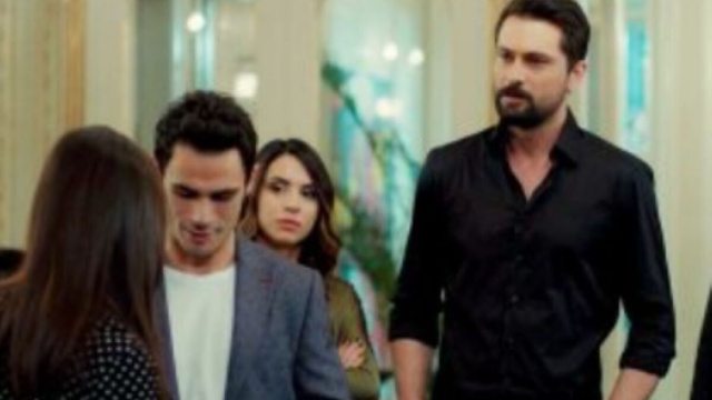 Alihan e Dundar &copy; Forbidden Fruit.