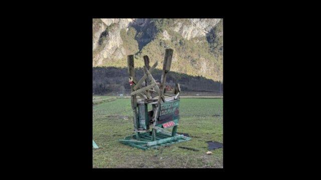 Uno dei capanni di caccia danneggiato &copy; Olmo Losca Facebook