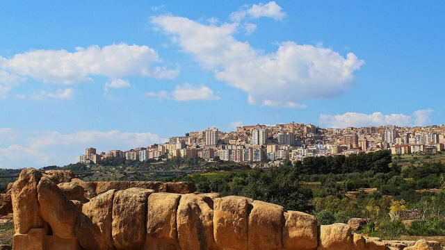 Vista di Agrigento. &copy; Creative Commons