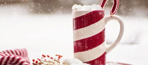Frasi di Natale, 5 dediche: dagli amici alla famiglia fino all'amore