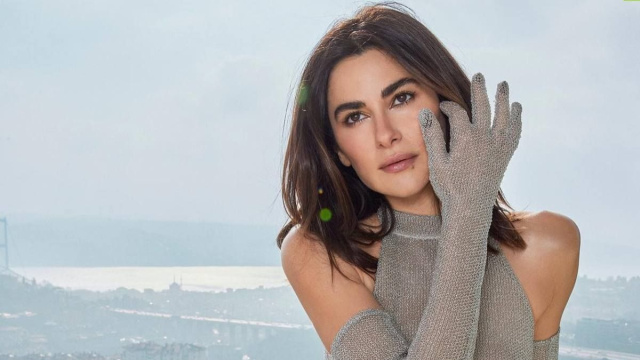 Nesrin Cavadzade, attrice di Forbidden Fruit (&copy; Instagram)