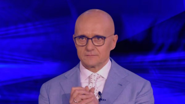 Alfonso Signorini al GF &copy; Mediaset.