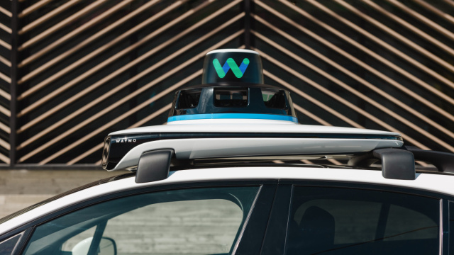 Un robotaxi di Waymo &copy; Creative Commons