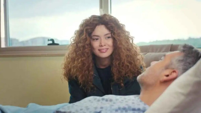 Sarp e Sirin &copy; screenshot &ndash; La forza di una donna.