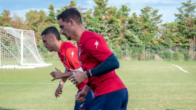 Guido Gomez e Riccardo Cargnelutti, durante un'allenamento - &copy; Facebook / FcCrotone