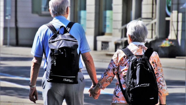 Coppia di anziani. Immagine: pixabay.