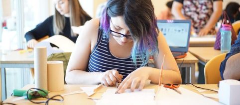 Ddl Valditara: educazione sessuale a scuola solo con espressa autorizzazione famiglie