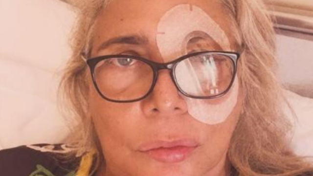 Mara Venier in clinica con l'occhio bendato: "Mai tranquilla". La ... &copy; Creative Commons