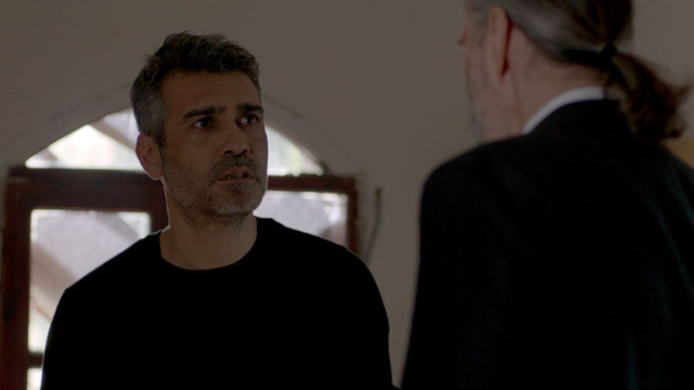 Sarp in una scena di 'La forza di una donna'. &copy; Immagine Mediaset