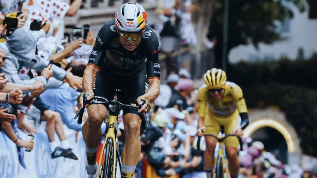 Wout van Aert in azione al Tour de France&copy; Facebook.