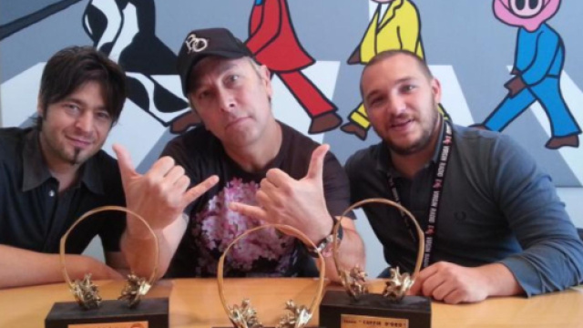 Alex Benedetti (a sinistra) nella redazione di Virgin Radio - &copy; Virgin Radio