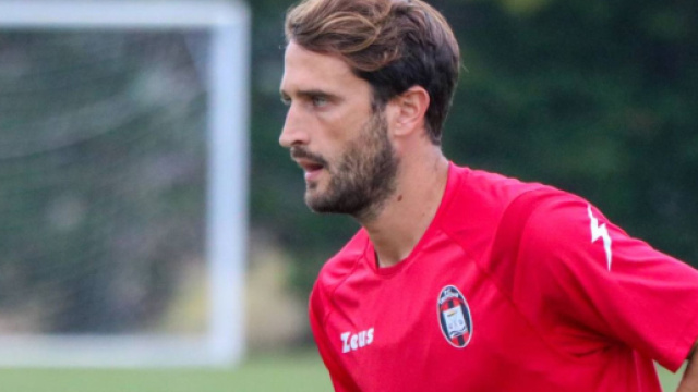 Andrea Barberis, centrocampista del Crotone &copy; Facebook