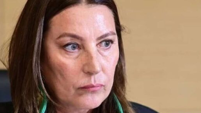 Vahide Percin, Guzide in Tradimento &copy; Mediaset.