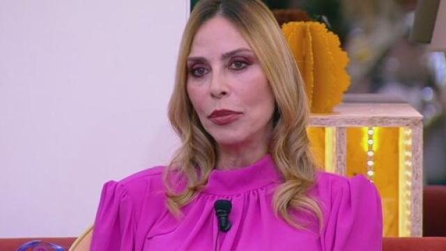 Alfonso Signorini difende Stefania Orlando (&copy;Grande Fratello/Mediaset).