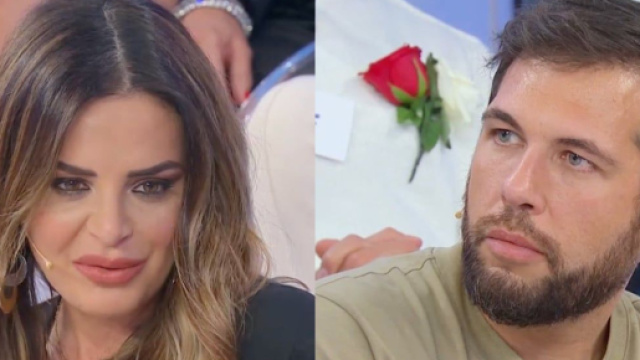 Roberta Di Padua e Alessandro Vicinanza - screenshot &copy; Canale 5.