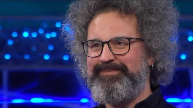 Simone Cristicchi a Sanremo &copy; Rai