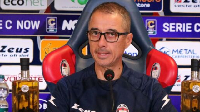 Emilio Longo, tecnico del Crotone - &copy; Facebook / FcCrotone