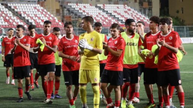 I calciatori della Turris - &copy; Facebook / Turris Calcio