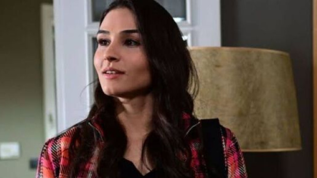 Il personaggio di Yesim in Tradimento &copy; Mediaset.