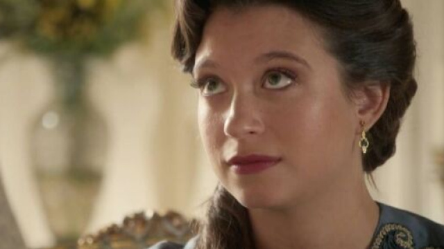 Nella foto Martina - screenshot &copy; La Promessa.