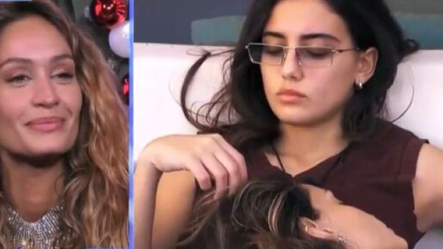 In foto Zeudi e Helena al Grande fratello &copy; Mediaset.