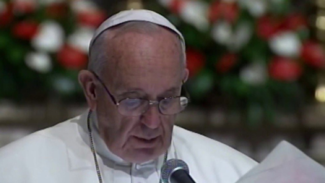 Papa Francesco durante un'omelia. &copy; Immagine YouTube ISSR Toscana
