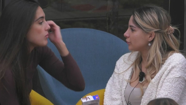Zeudi Di Palma e Chiara Cainelli (&copy;Grande Fratello/Mediaset).
