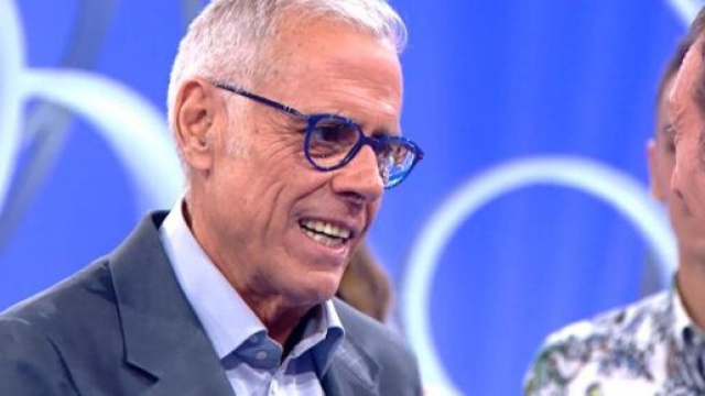 Teo Teocolo con Amadeus. &copy; Screenshot Rai