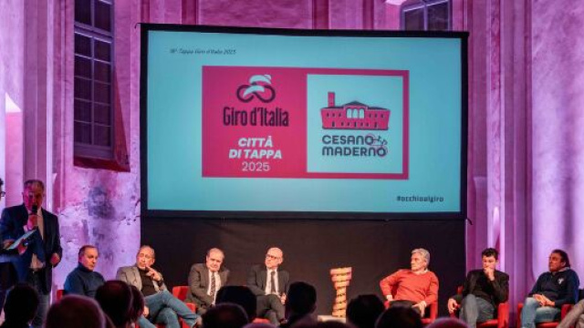 Presentazione tappa Giro d'Italia a Cesano Maderno &copy; Comune di Cesano Maderno