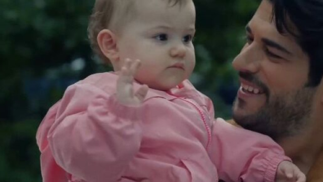 In foto Kemal e Deniz di Endless Love (screenshot &copy; Canale 5).