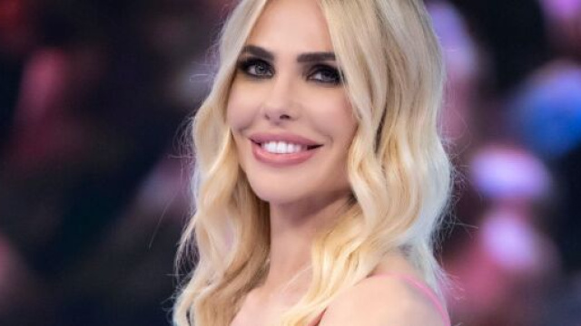 Foto di Ilary Blasi &copy; Mediaset.