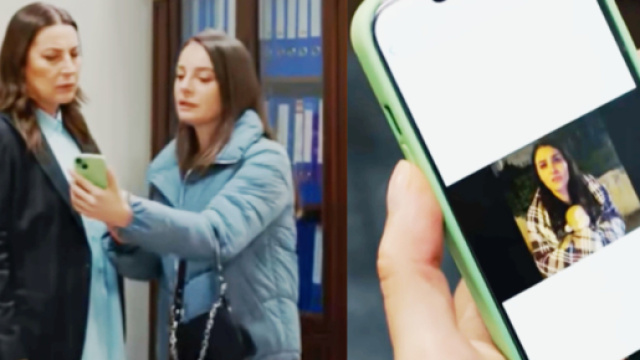 Guzide e Burcu in scena &copy; Tradimento - Aldatmak.