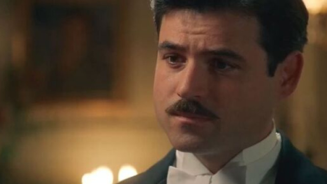 Manuel della soap La Promessa &copy; Rtve