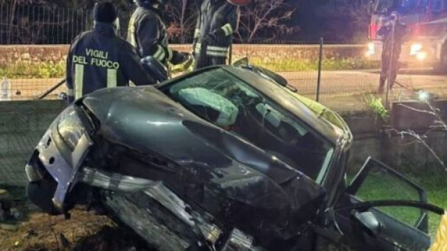 Incidente stradale a Sellia Marina &copy; Vigili del Fuoco