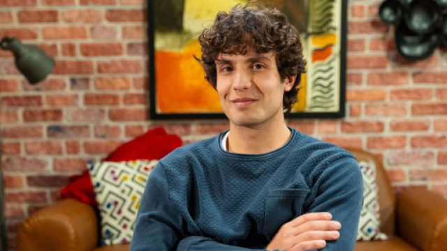 In foto Vinicio di Un posto al sole &copy; Rai