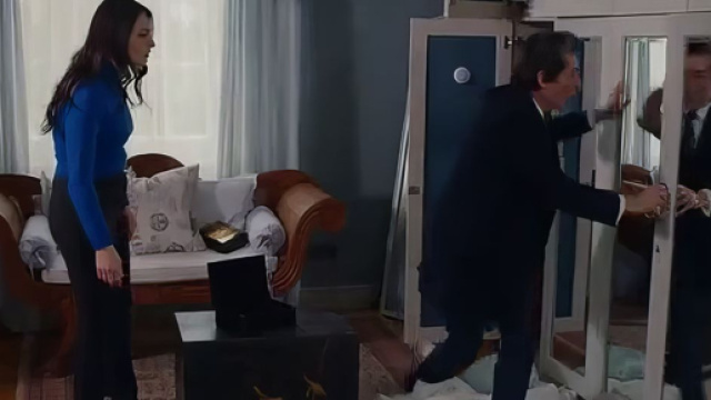 Tarık Yenersoy (Mustafa Uğurlu) e Yeşim Denizeren (Asena Girişken) &copy; Aldatmak (Tradimento) Mediaset