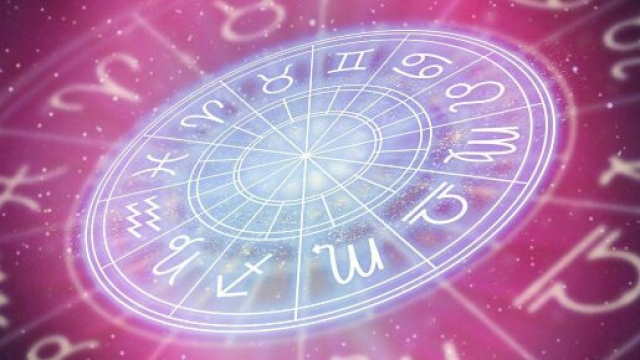I simboli dei segni zodiacali &copy; Pixabay