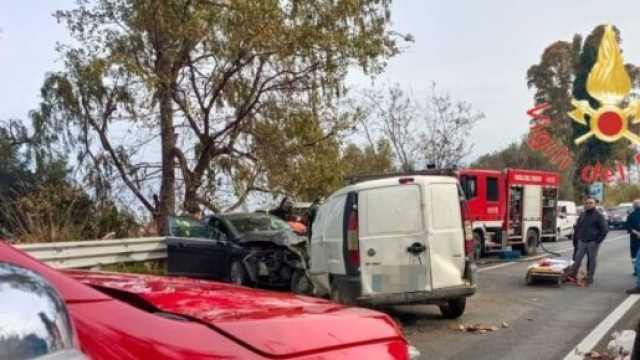 Incidente stradale sulla Statale 182 &copy; Vigili del Fuoco