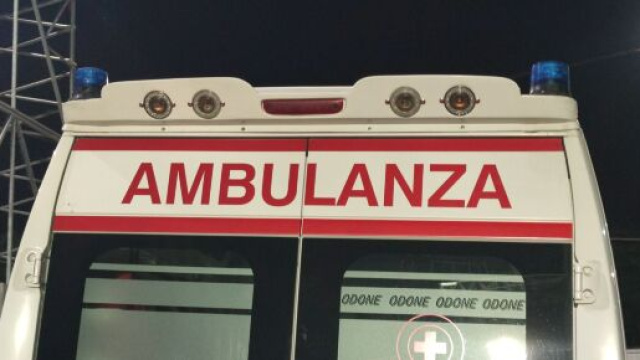 Ambulanza della Croce Rossa Italiana - &copy; Francesco Trabassi.