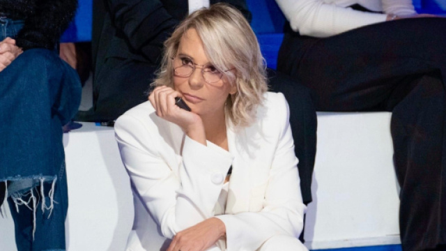 Maria De Filippi a C'&egrave; posta per te &copy;Mediaset