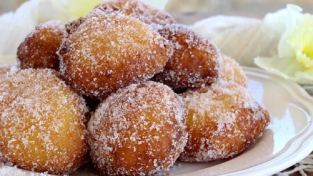 Frittelle di riso di San Giuseppe &copy; immagine di repertorio.